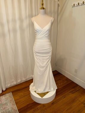 La Femme White Ruched Bodice Spaghetti-Strap Maxi Gown